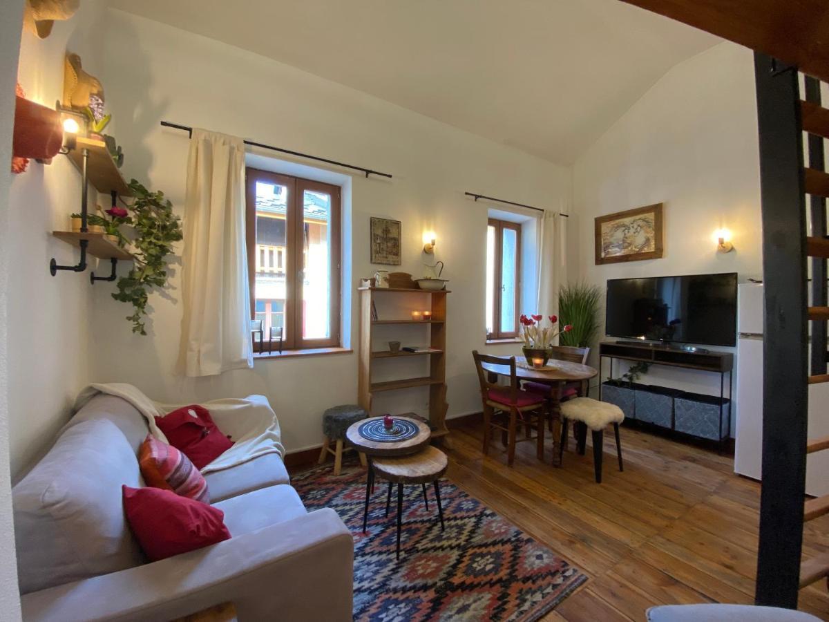 شقة Duplex Cosy Au Coeur De بارسلونات المظهر الخارجي الصورة